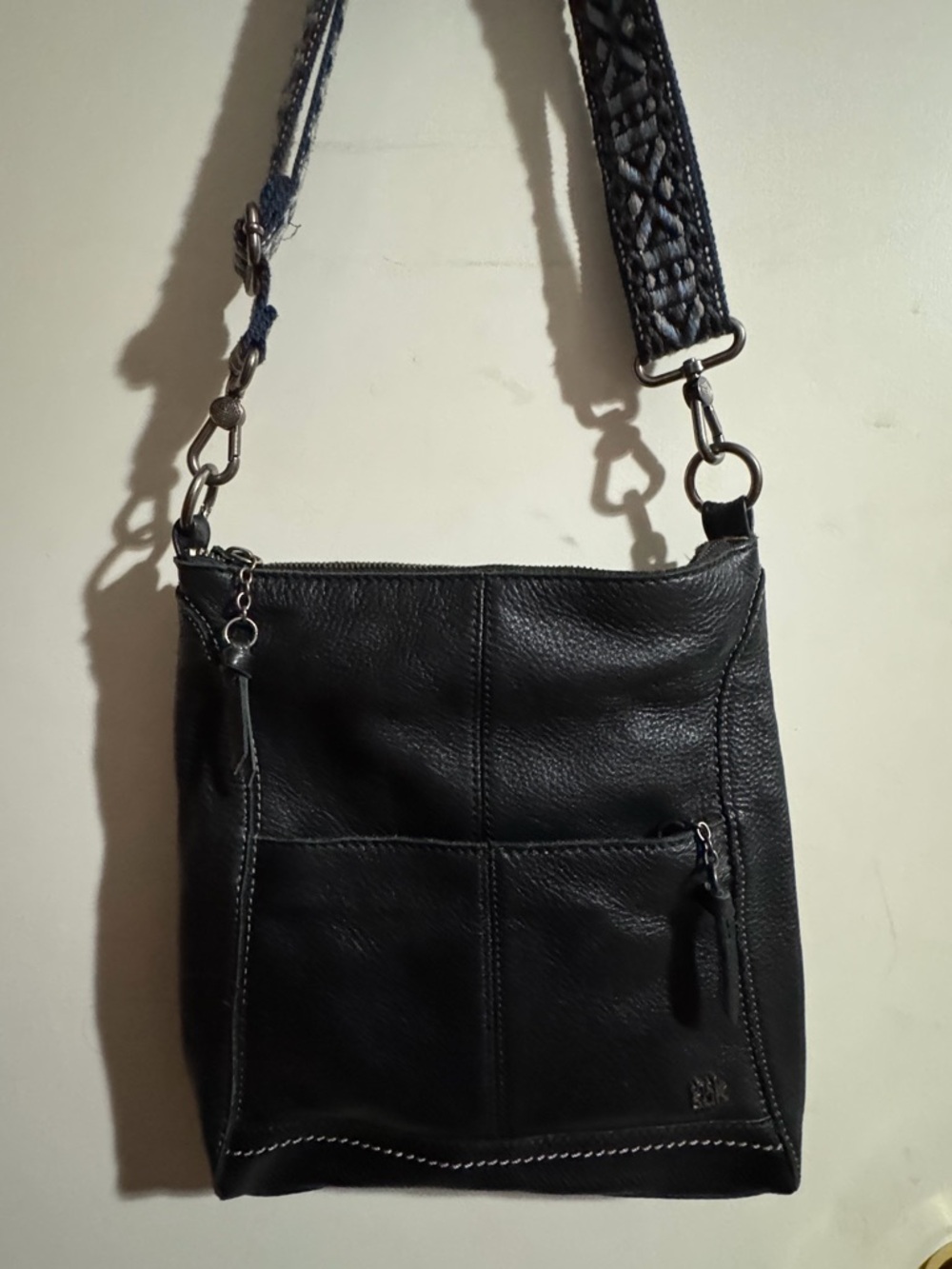 The SAK Black Leather Crossbody Bag - Classic Women's Shoulder Bag